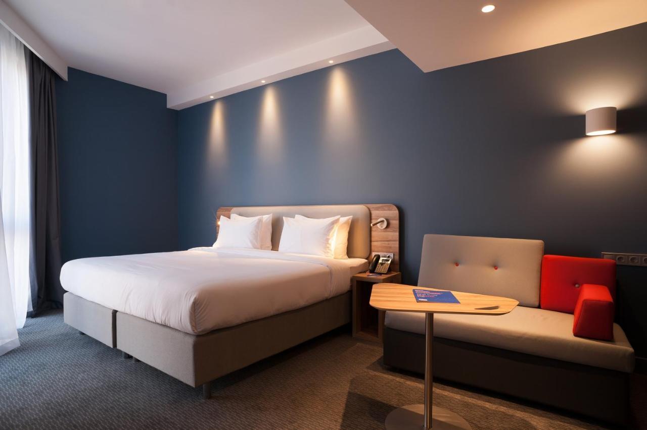 Holiday Inn Express Tbilisi Avlabari By Ihg Екстериор снимка