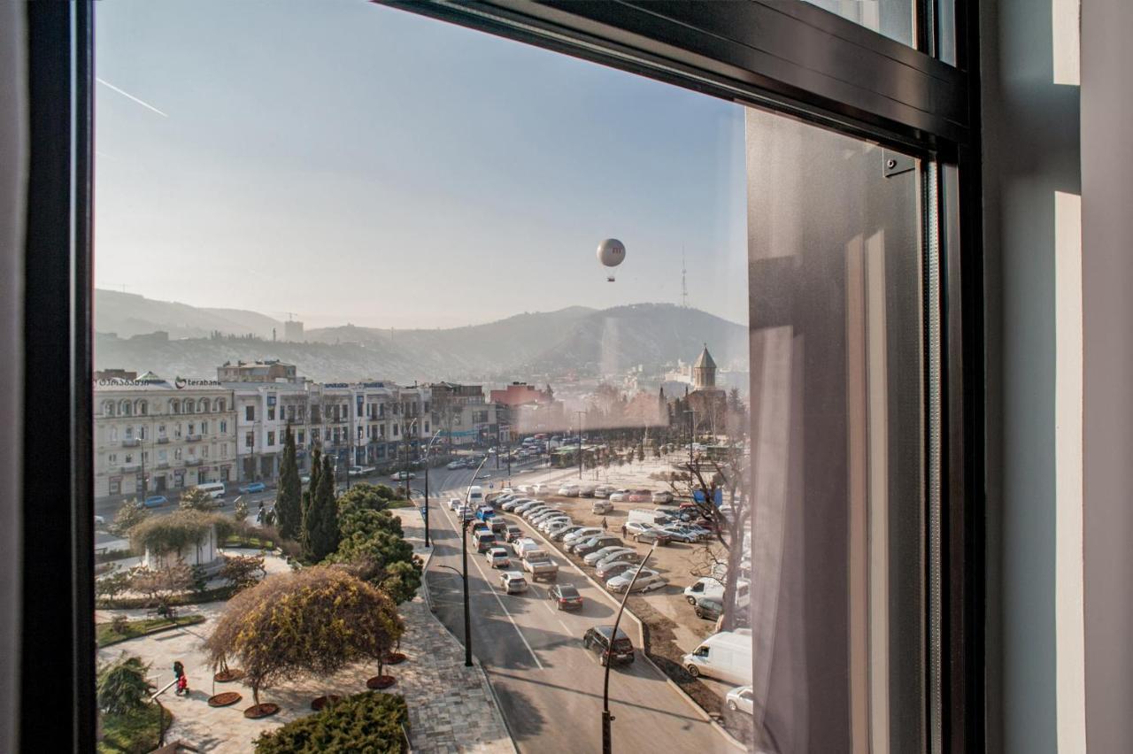 Holiday Inn Express Tbilisi Avlabari By Ihg Екстериор снимка