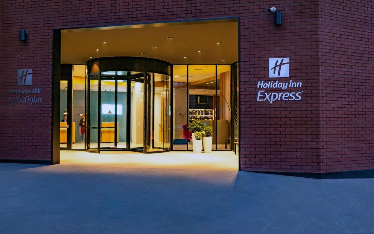 Holiday Inn Express Tbilisi Avlabari By Ihg Екстериор снимка