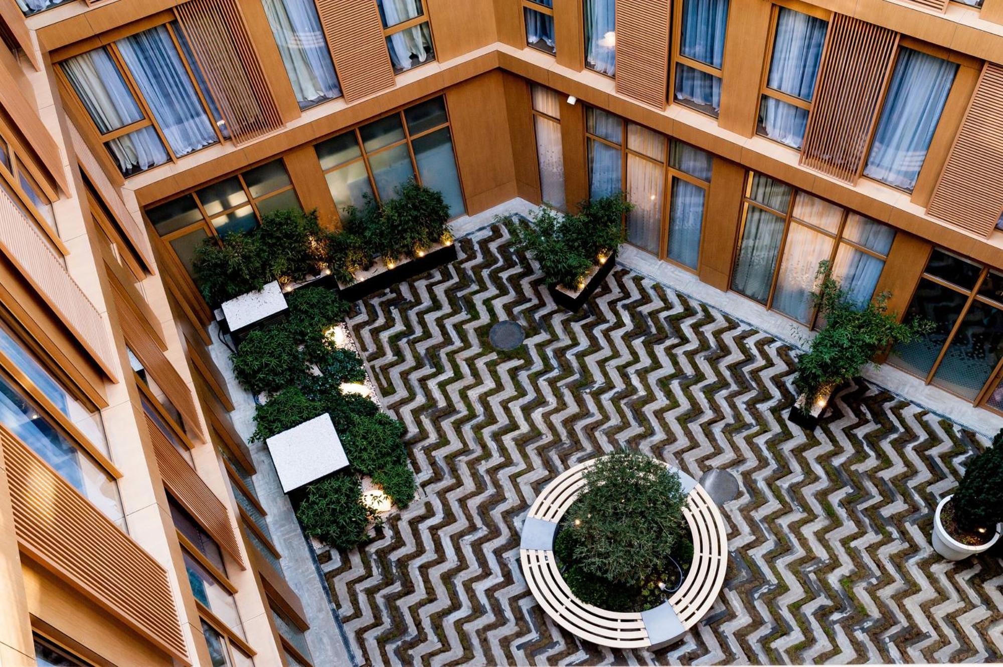 Holiday Inn Express Tbilisi Avlabari By Ihg Екстериор снимка