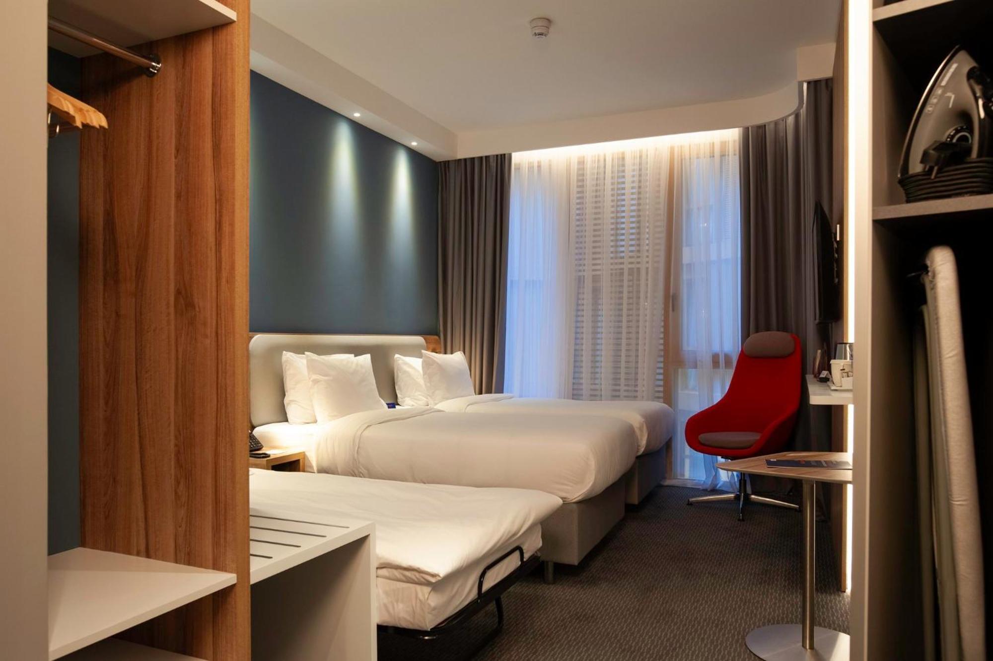 Holiday Inn Express Tbilisi Avlabari By Ihg Екстериор снимка